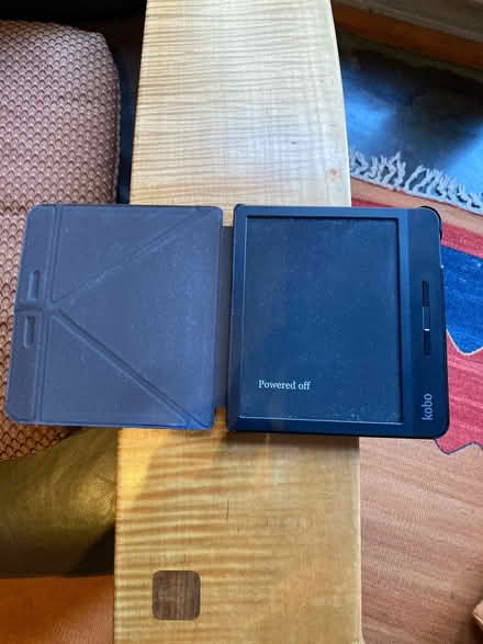 Photo of free Kobo e-reader (Stadium-Chinatown Station) #2