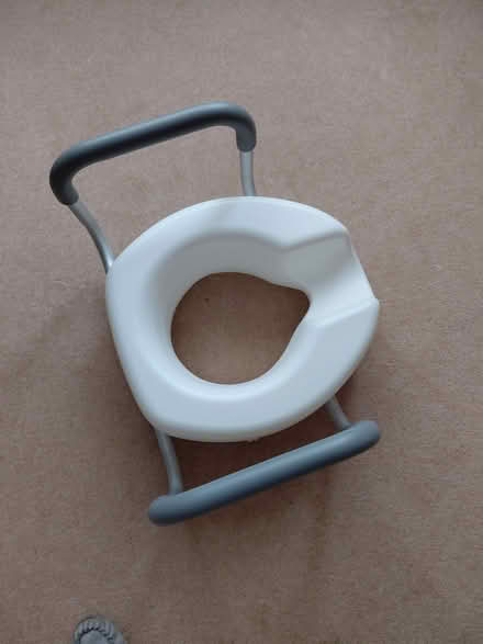 Photo of free Portable toilet seat (Ogmore by Sea CF32) #1