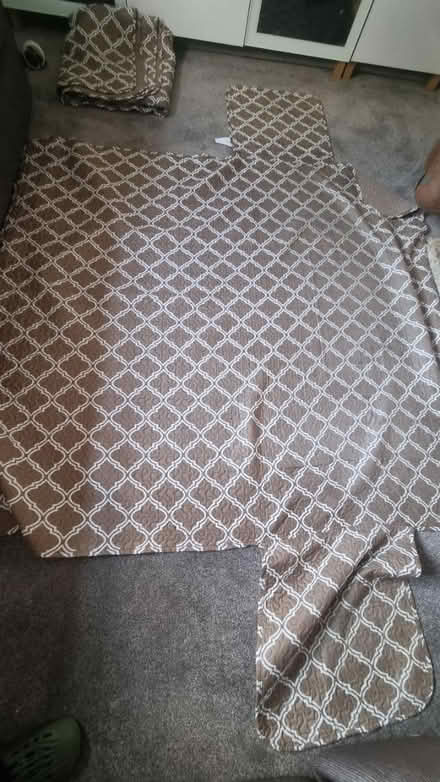 Photo of free Sofa covers (Willenhall, WV12) #1