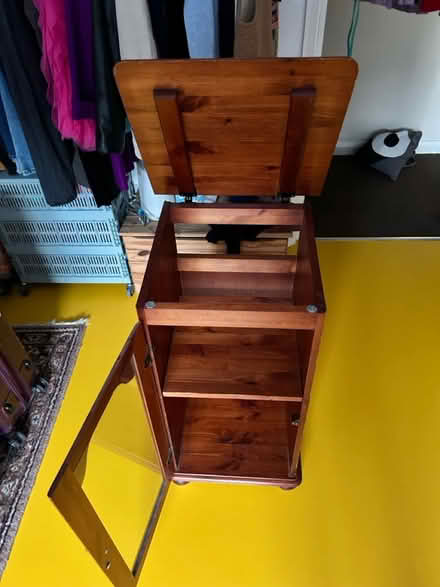 Photo of free Small furniture (Kennington/Vauxhall) #2