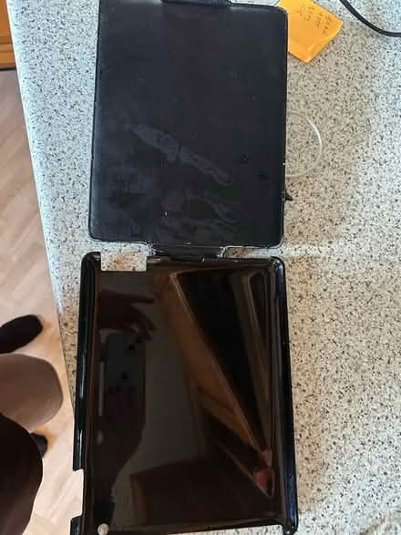 Photo of free iPad case + charger leads (Funtley PO17) #3