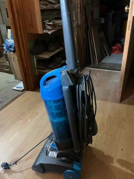 Photo of free Hoover upright vacuum cleaner (Leasgill LA7) #2
