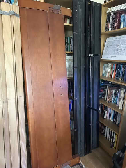 Photo of free Super king bed frame (no mattress) (Upper Wolvercote OX2) #3