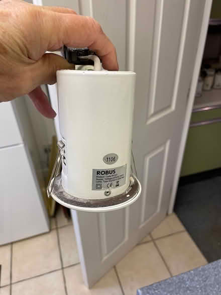 Photo of free Electric ceiling light fittings (SY6) #1