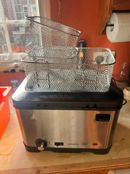 Photo of free Deep Fat Fryer (handles (St Albans AL1) #1