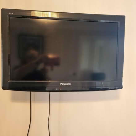 Photo of free 26 inch screen TV (Broadbridge Heath, RH12) #1