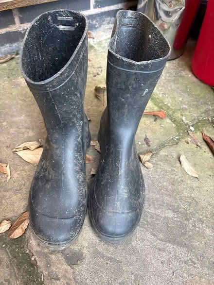 Photo of free Wellies size 4-5 (Greaves LA1) #1