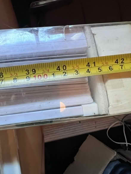 Photo of free White vinyl mini blind 105cm wide (Lambs Green RH12) #4