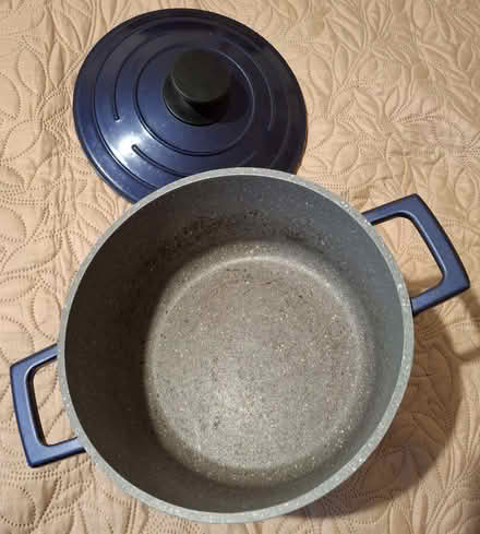 Photo of free Dutch oven/stew pot (West Malvern CP WR14) #3
