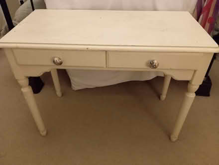 Photo of free Small console table (Kingston Bagpuize OX13) #1
