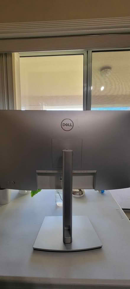 Photo of free Dell Flat Panel Monitor - U2722D (East Valley - Gilbert) #2