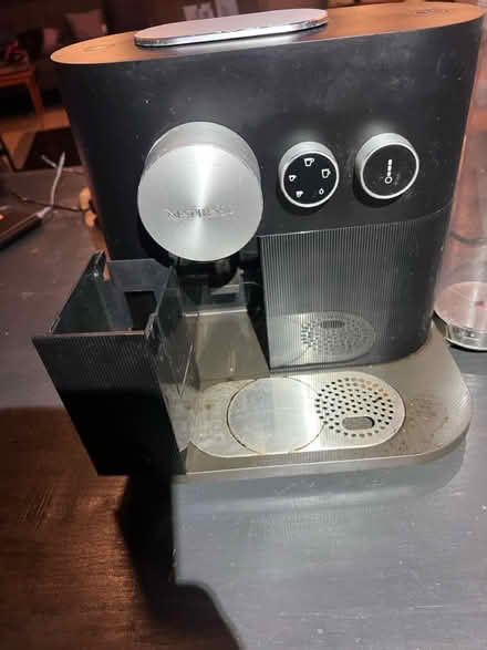 Photo of free Nespresso Ultimate Coffee Pod Machi (Lambs Green RH12) #3