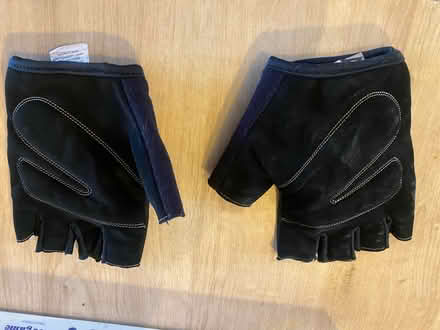 Photo of free Cycling gloves (Bracknell RG12) #1