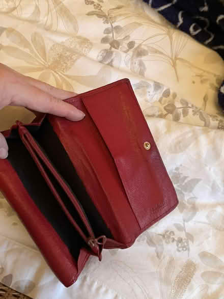 Photo of free Ladies purse / wallet (Goffs Oak EN7) #3