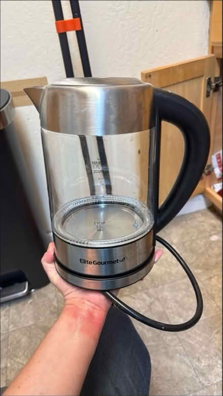 Photo of free Hot water kettle (newark) #1