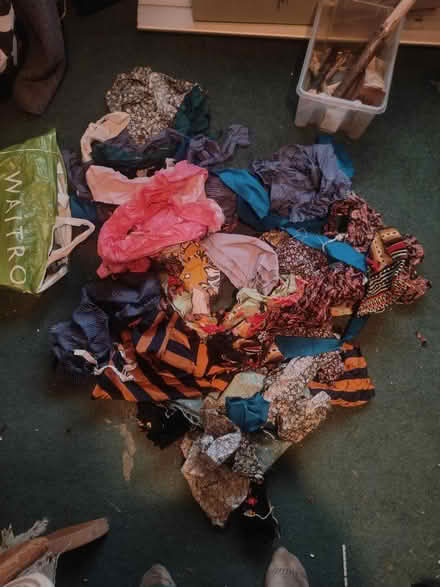 Photo of free Bag of vintage fabric scraps (BN2 Hartington road) #1