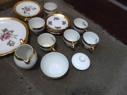 Photo of free Vintage English tea set (Greenford UB6 8PF) #3