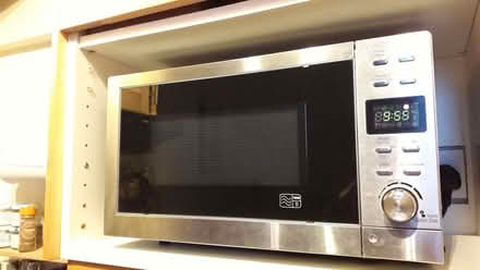 Photo of free For Repair - Microwave (Stockbridge EH4) #1