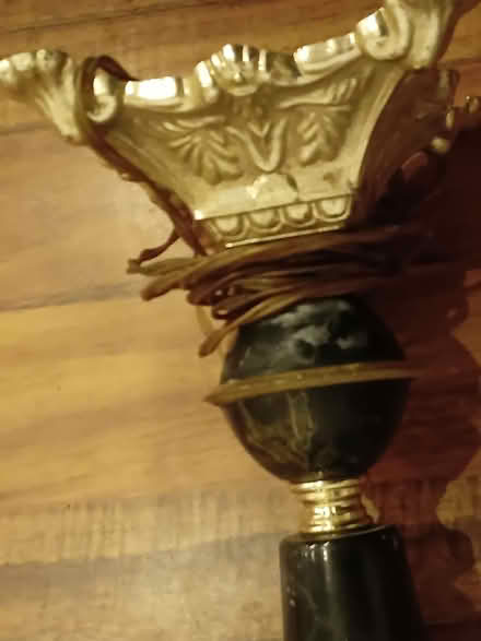 Photo of free Brass-and-marble-look lamp to rewire (Dalston E8) #3