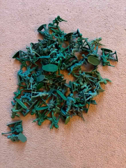 Photo of free 74 army soldiers (Westbury Wilts BA13) #1