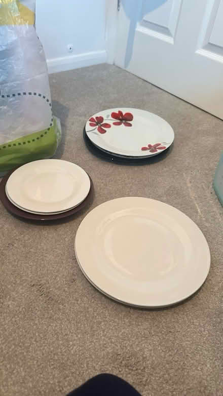Photo of free Set if plates (RM19) #1