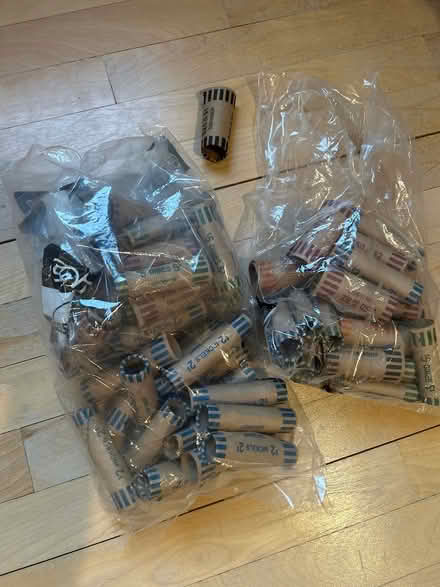Photo of free Coin rollers (Downtown Ottawa - canal/Elgin) #1