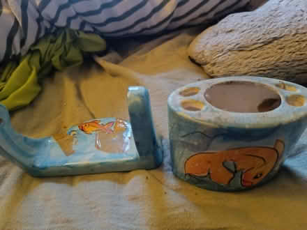 Photo of free Loo roll holder and toothbrush mug (Shipley BD18) #2