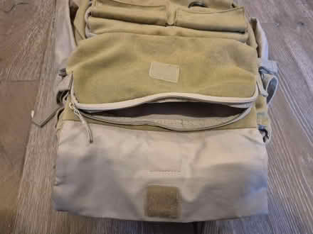 Photo of free National Geographic camera backpack (Quorn LE12) #3