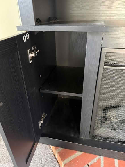 Photo of free Working electric fireplace (Laurelhurst) #3