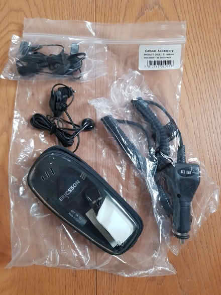 Photo of free Old Ericsson mobile phone accessories (Carleton FY6) #1