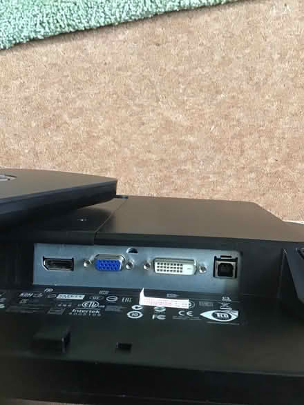 Photo of free HP Monitor (Wescott RG40) #2