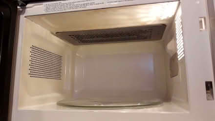 Photo of free For Repair - Microwave (Stockbridge EH4) #2