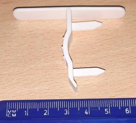 Photo of free Insulation clips - bag of 80 (South Ham RG22) #1