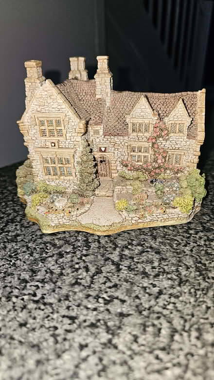 Photo of free Lilliput lane (weston) cottage (Calcot RG31) #1