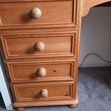 Photo of free Pine desk with 8 drawers (Ewelme OX10) #4