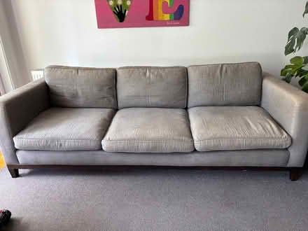 Photo of free Jardin couches (3 & 2 seater) (Malvern east) #1