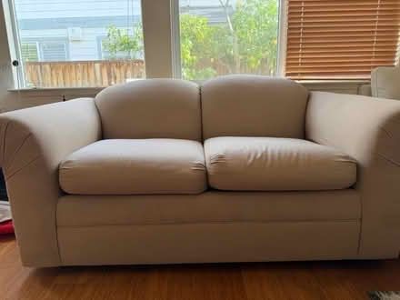 Photo of free Love seat couch / sofa (East Palo Alto) #2