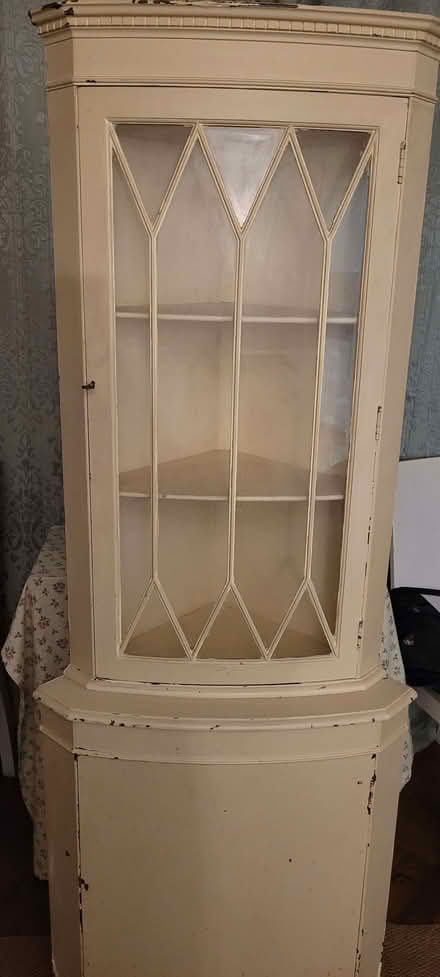 Photo of free Corner unit (Sleapshyde AL4) #1