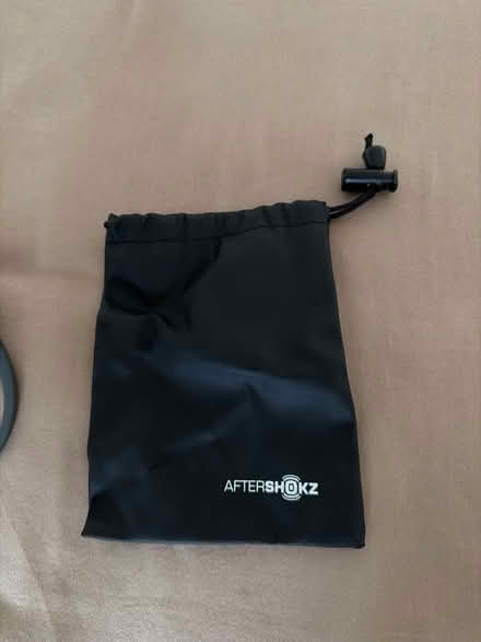 Photo of free Aftershocks Bone conducting earphones (Morley Green SK9) #1