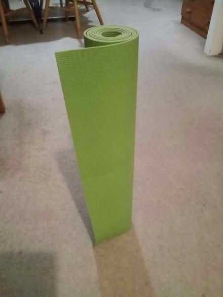 Photo of free Green Yoga Mat (Tottenham N15) #1