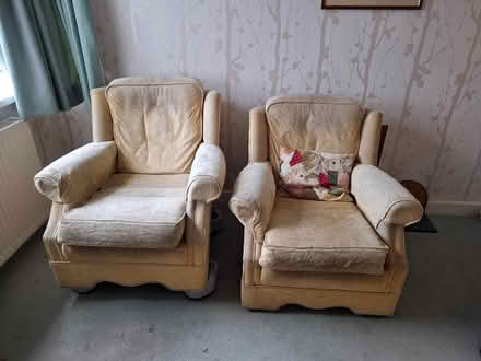 Photo of free Three piece suite (Newton Abbot) #1