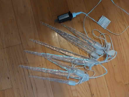Photo of free Clear and ice blue icicle lights (downers grove) #2