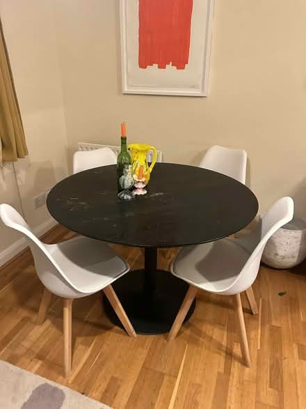 Photo of free Black round dining table (Hoxton N1) #4