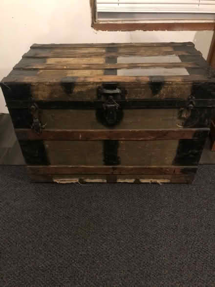 Photo of free Vintage trunk (Southbridge) #1