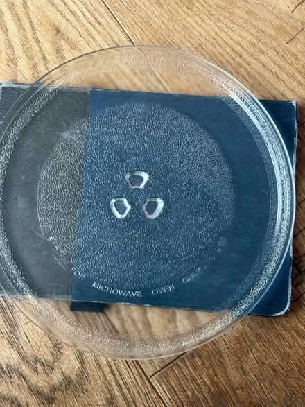 Photo of free Microwave plate (Drum Brae EH4) #1