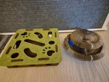 Photo of free 2 cat toys with balls (Eton SL4) #1