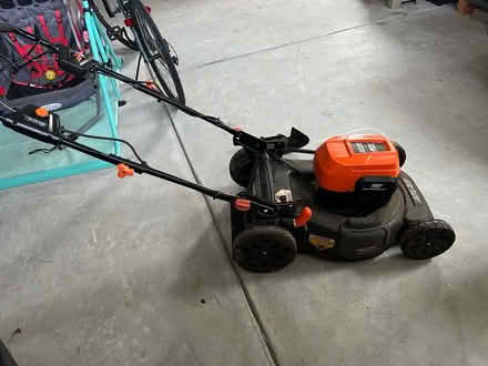 Photo of free Lawnmower without battery (Near sleepy hole golf course) #2
