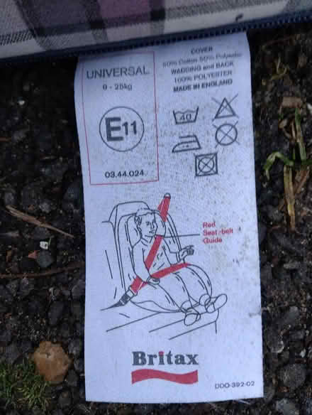 Photo of free Britax child's booster seat (Golden Triangle NR2) #3