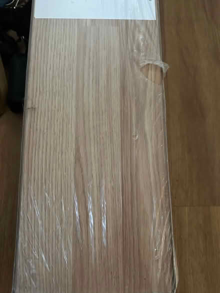 Photo of free Oak laminate flooring (BR4) #2