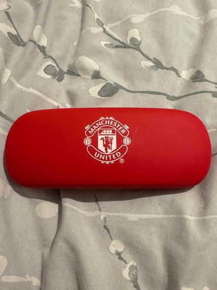 Photo of free Manutd glasses case (Clapton) #1